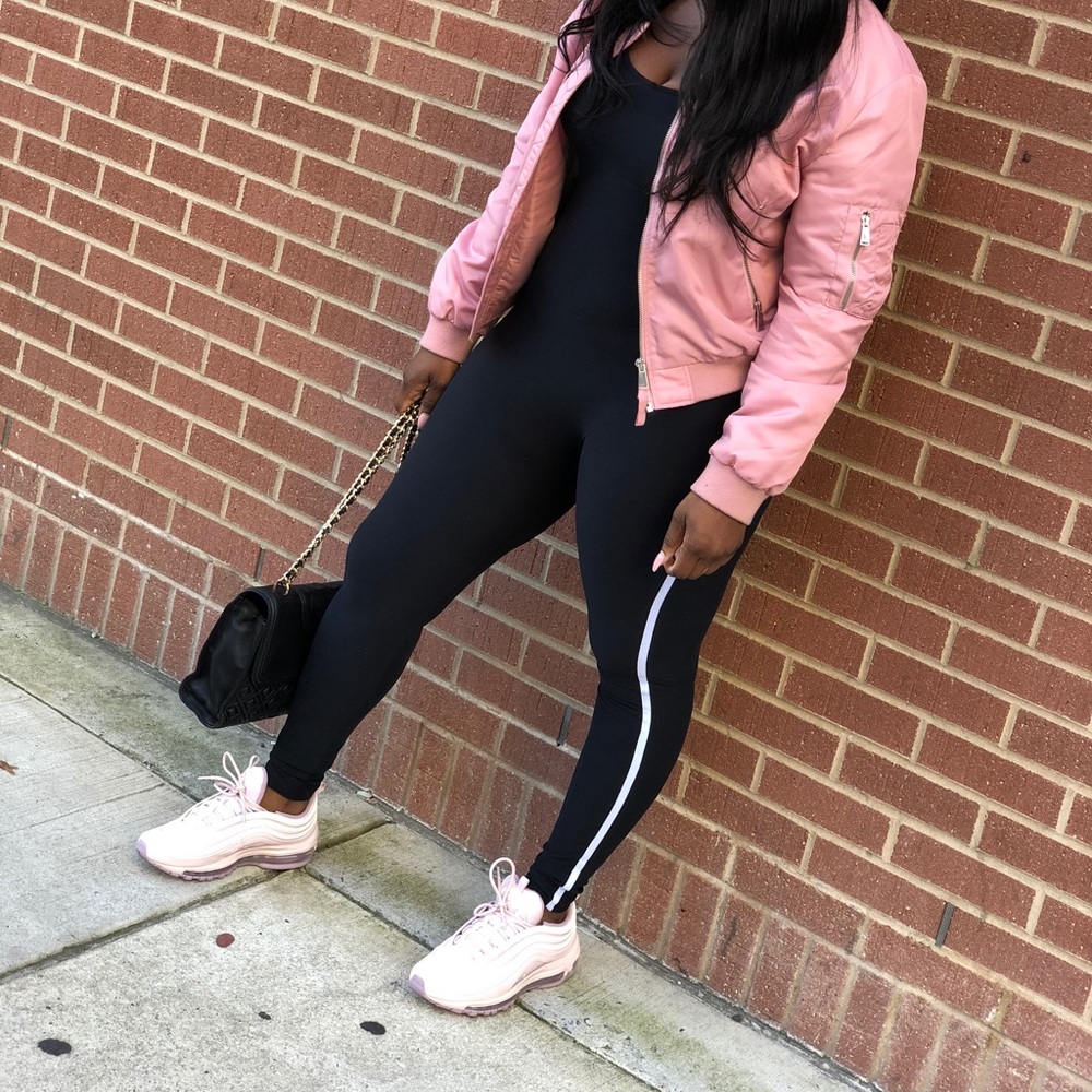 Pink bomber jacket - Picture 2 of 6